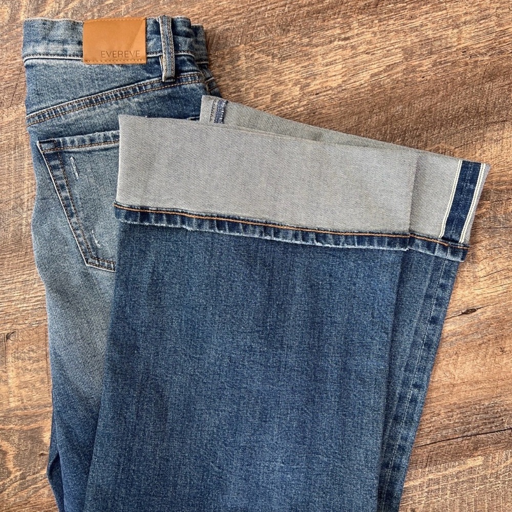 Evereve Denim Flare Jeans in Classic Blue